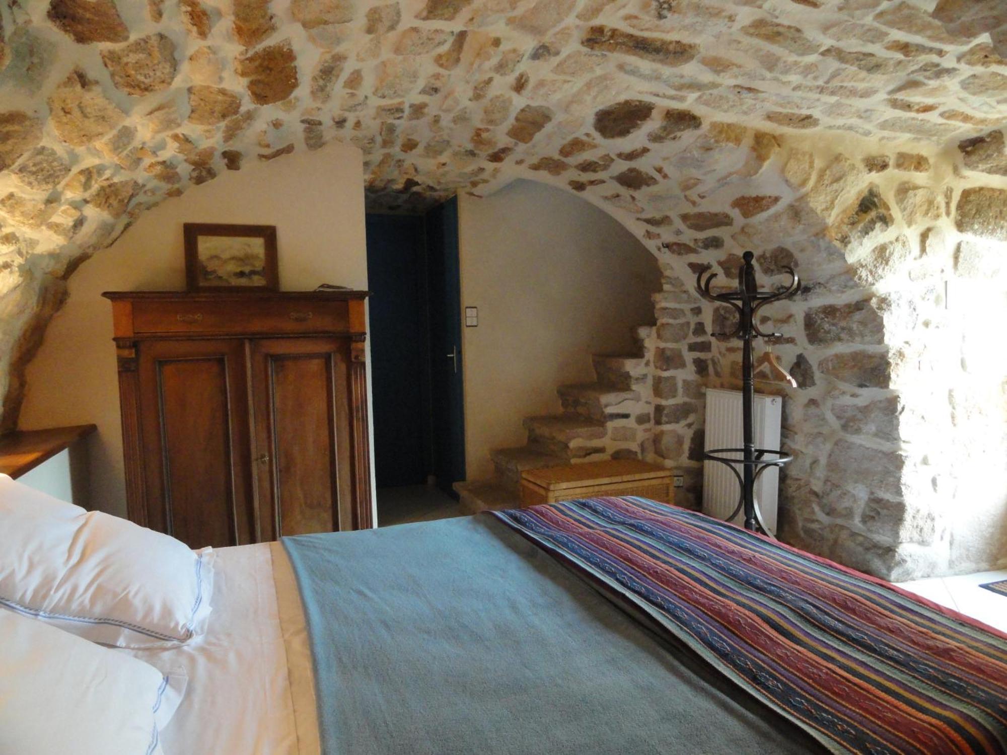 Chambre d'hôtes Au creux du Chambon Joyeuse Quarto foto
